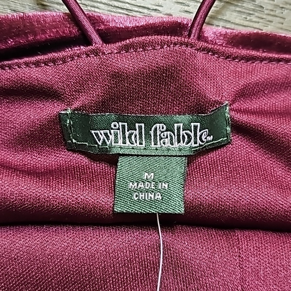 Wild Fable Cinched Front Velvet Ribbed Crop Top Size M - Picture 12 of 12